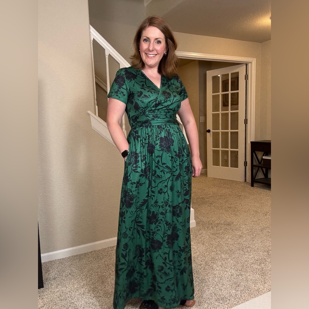 Green Maxi Wrap Sundress with V-Neck